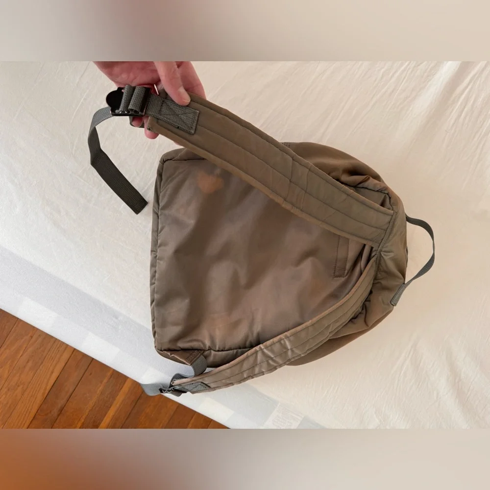 Porter Backpack - Picture 3 of 8